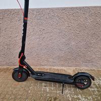monopattino  elettrico