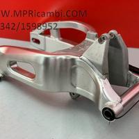 FORCELLONE POSTERIORE HONDA CBR 1000 RR 2004 2005