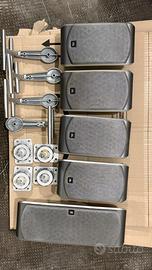 4 Speaker, 2 anteriori 2 posteriori piu 1 central