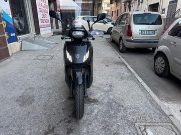 Peugeot Tweet 125 Gt