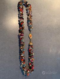 Collana in pietre