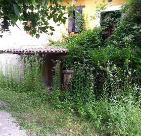 Rustico / Casale di 150 m² con 3 locali a Pavullo 