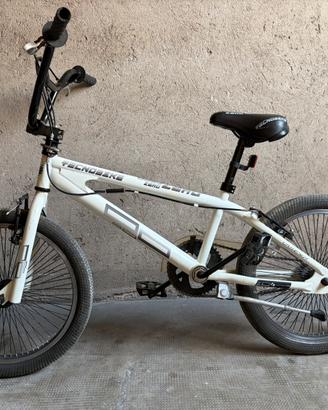 Bici BMX da ragazzo