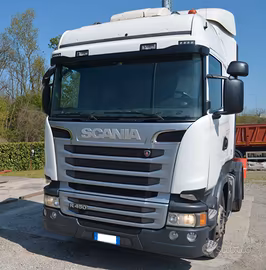 scania r450 con presa di forza gommato nuovo