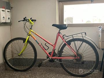 Bicicletta donna cambio shimano 100€