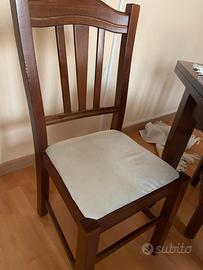 Tavolo piu’ 4 sedie