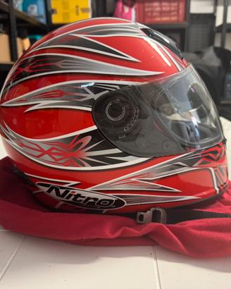 Casco integrale marca Nitro