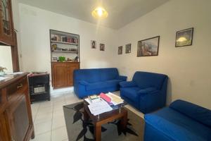 Casa su 2 Piani 3Camere 2 Bagni e Giardino 50 mq