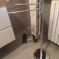 Portasciugamani orientabile 3 aste usato