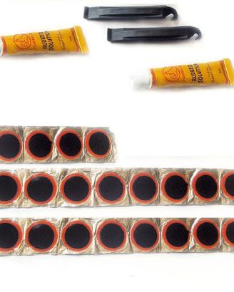 Kit riparazione camera d'aria+gonfiatore e torcia