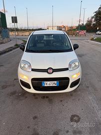 Fiat Panda bianca