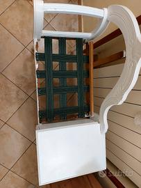 poltroncina in legno 