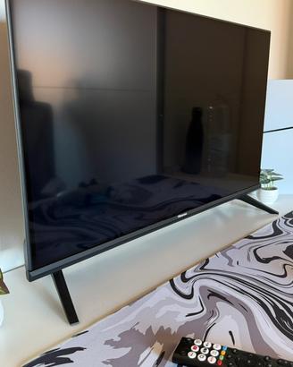 TV Hisense 32” SMART TV