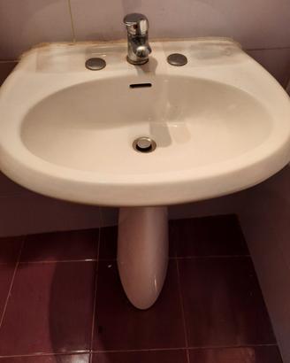 lavandino più colonna