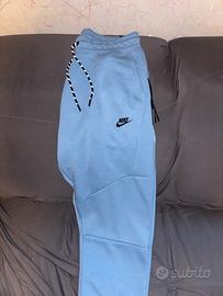 Nike Tech Fleece