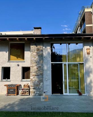 Casa indipendente cielo-terra con giardino privato
