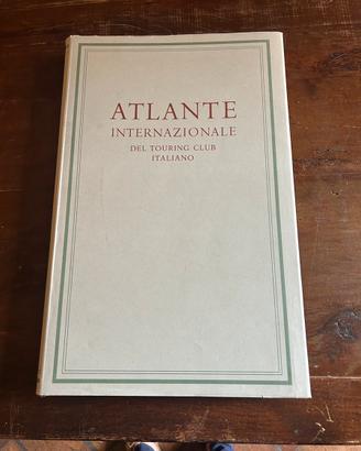 Atlante internazionale del Touring Club Italiano.