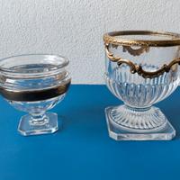 Coppia di vasi in vetro finiture dorate