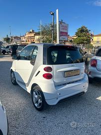 Smart ForTwo 1000 52 kW MHD coupé passion