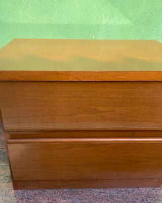 #Comodino in noce nazionale 62x42x48