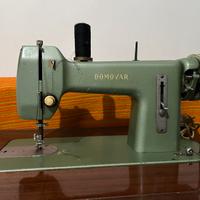 Macchina da cucire Domovar