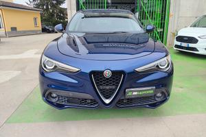 Alfa Romeo Stelvio 2.2 Turbodiesel 180 CV AT8 RWD 