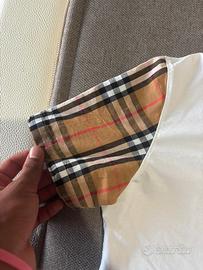 Tshirt burberry