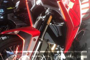Moto Morini X-Cape 700 E5+ disponibile rossa cerch