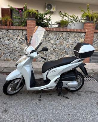 Honda SH300 Bianco