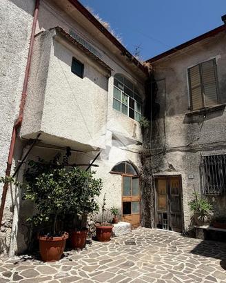RUSTICO A CERVINARA