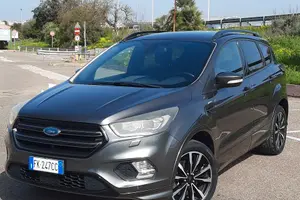 Ford kuga 1500 tdci st-line powershift