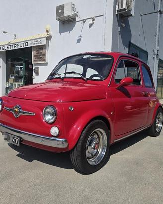 Fiat 500L d’epoca replica Abarth