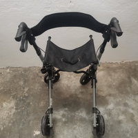 Deambulatore per anziani