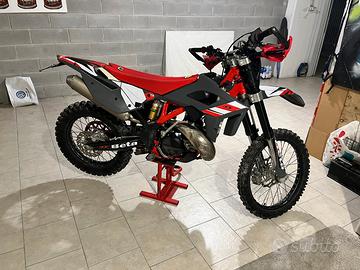 Beta 300 RR