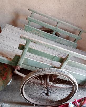 Carretto in legno 