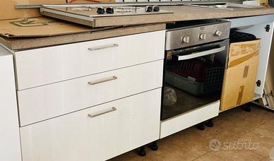Cucina LUBE comp. 3,5 mt con Frigo/Forno/Cappa
