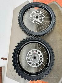 Ruote KAWASAKI KX-F originali