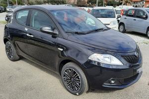 Lancia Ypsilon 1.0 FireFly 5 porte S&S Hybrid Oro