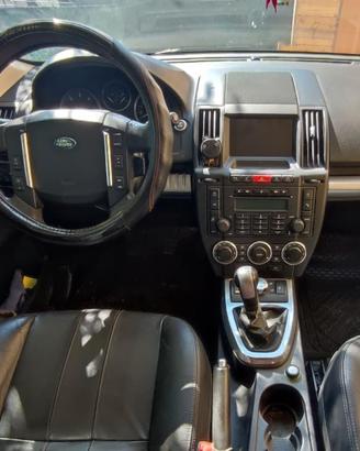 Land rover freelandel 2 td4 hse