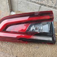 faro posteriore sinistro interno Nissan Qashqai 