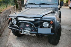Defender 90 td5 anno 2000