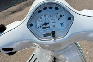 Vespa LX150 5/2005