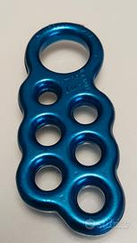 Piastra ancoraggio per arrampicata