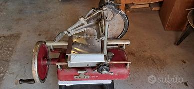 AFFETTATRICE manuale MG Torino  da revisionare