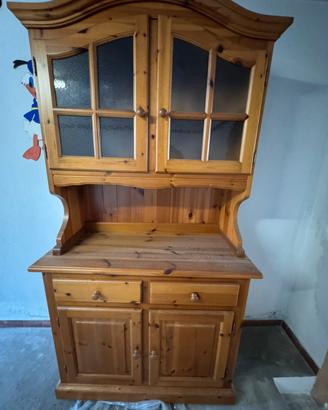Mobile Credenza