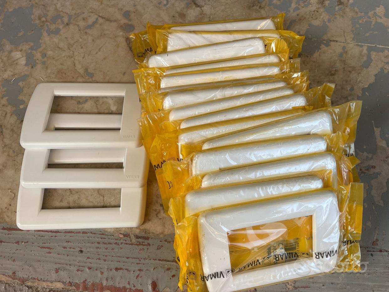 Material Eléctrico Vimar Vimar Placa Rondo 4 Módulos - Metal Oro Brillante, Serie Idea Placa Rondo Vimar