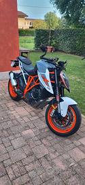 KTM Superduke 1290 R