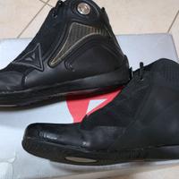Scarpe  estive  n'43 + borsello