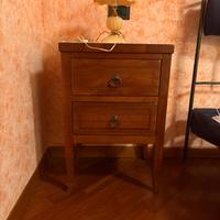 Comodino antiquariato