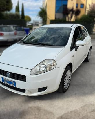 FIAT G.PUNTO 4P AUTOCARRO 2008 12 MESI DI GARANZIA